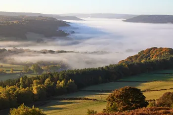 Curbar cloud inversion.jpg
